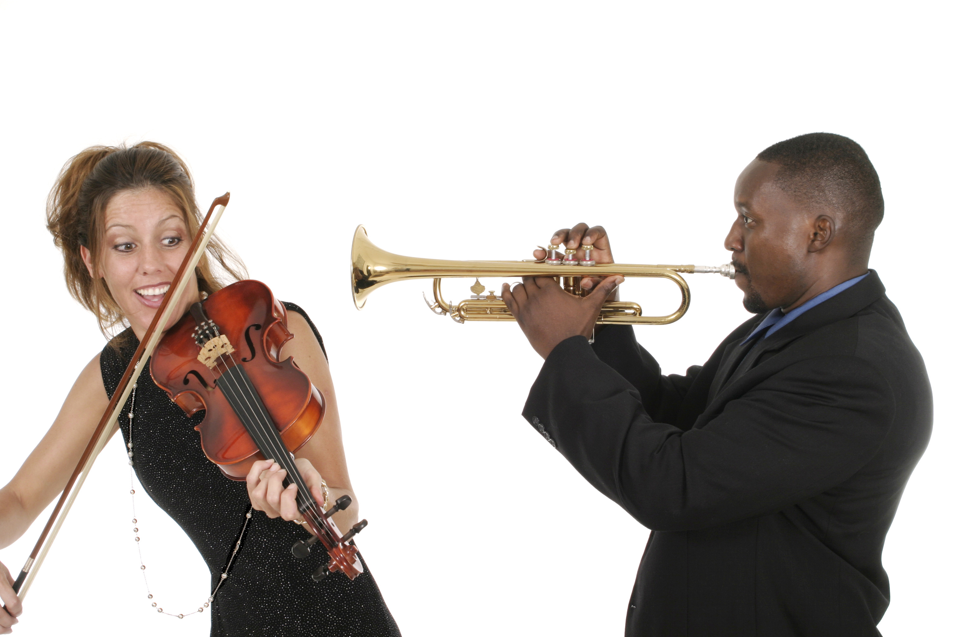 photo of a violinist tyring to distance herself from a trumpet player