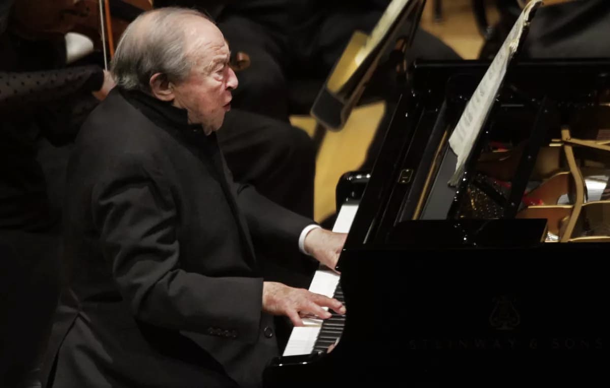 Legendary pianist Menahem Pressler