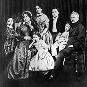 The Tchaikovsky family in 1848. Left to right: Pyotr (nicknamed Petya), Alexandra Andreyevna (mother), Alexandra (sister), Zinaida, Nikolay, Ippolit, Ilya Petrovich (father)