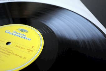 Deutsche Grammophon LP, a very distinct branding
