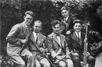 The Prague Wind Quintet, c. 1931 (from left to right: Václav Smetáček, oboe; Vladimír Říha  clarinet; Rudolf Hertl, flute; Otakar Procházka, horn; Karel Bidlo, bassoon)