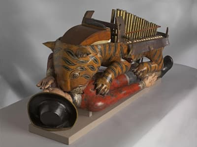 Tippoo’s Tiger with case open, ca. 1790 (Victoria and Albert Museum)