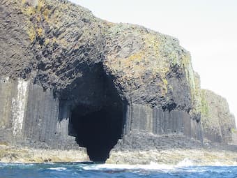 Fingal's Cave 2004, Isle of Staffa, Scotland