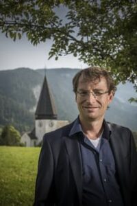 Christoph Müller & Kirche Saanen