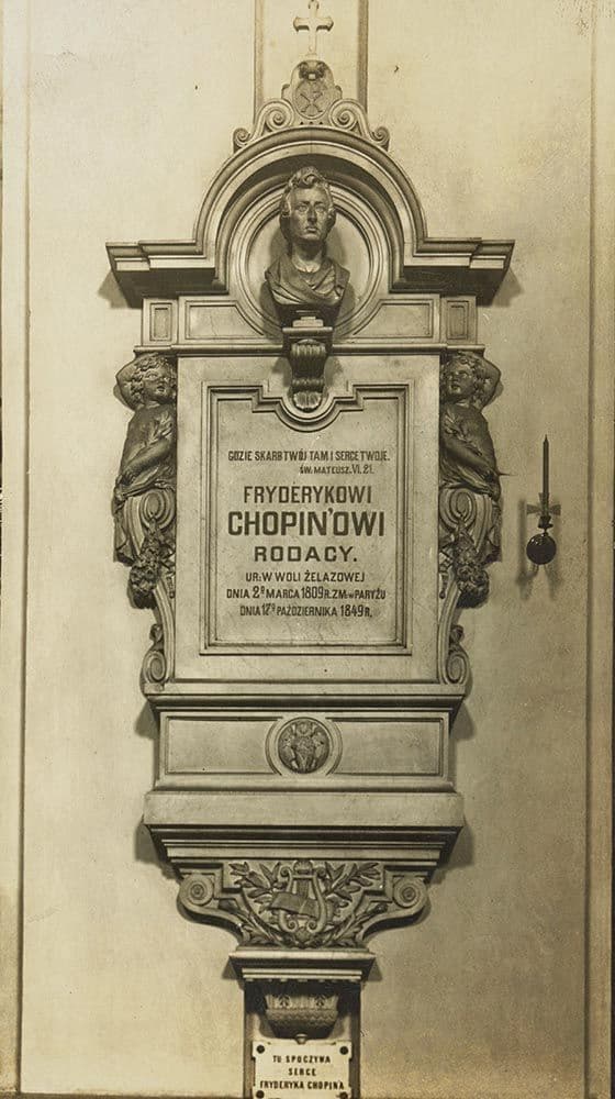 Urn containing Chopin's heart in the church of the Holy Cross in Warsaw