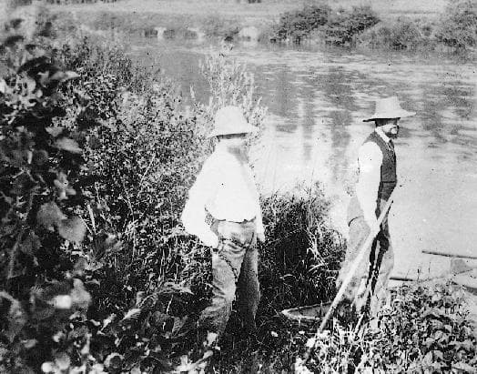 Black and white photo of Raymond Bonheur and Claude Debussy, 1893