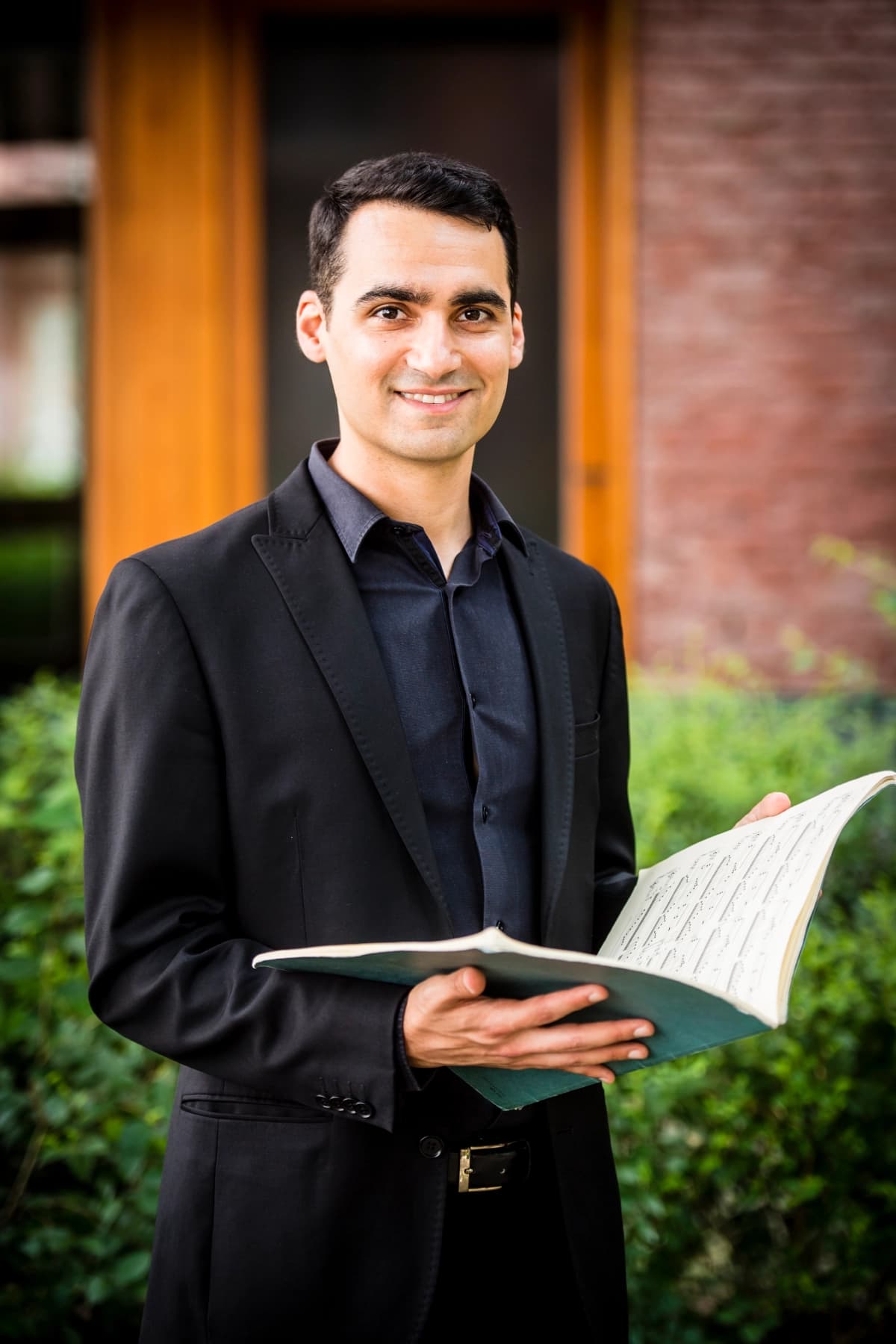 Close up photo of pianist Tal Walker