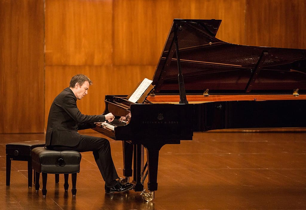 Alexandre Tharaud performing the piano