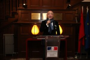 Maestro Xu Zhong was awarded Officier de l’Ordre des Arts et des Lettres by the French government