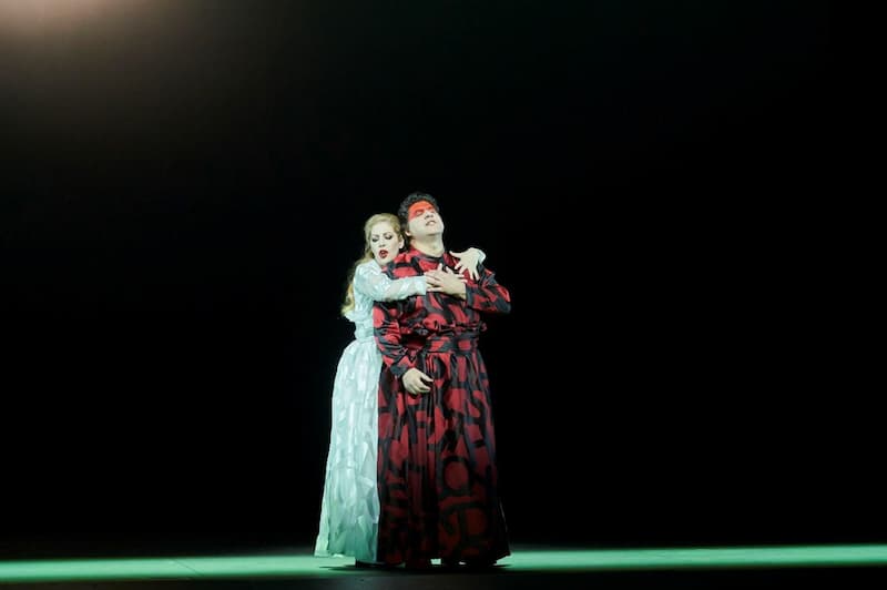 Jaume Plensa's stage production of Verdi's Macbeth