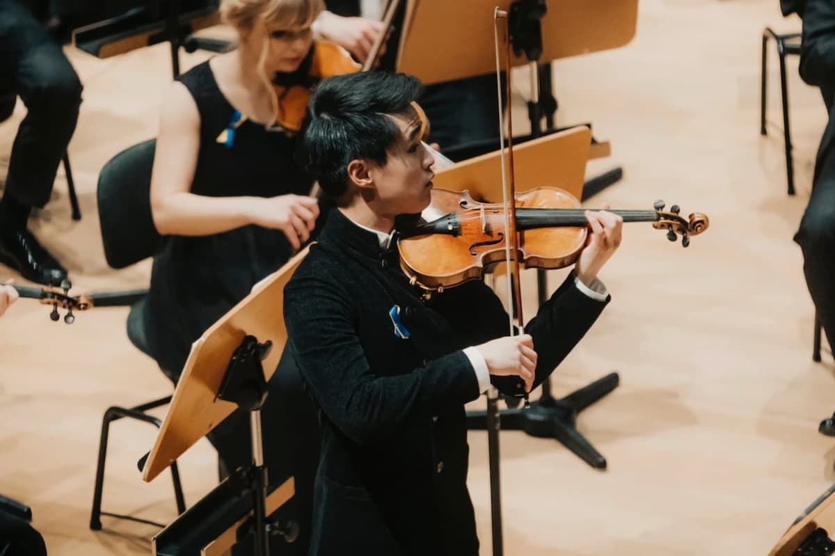 Violinist Kevin Zhu