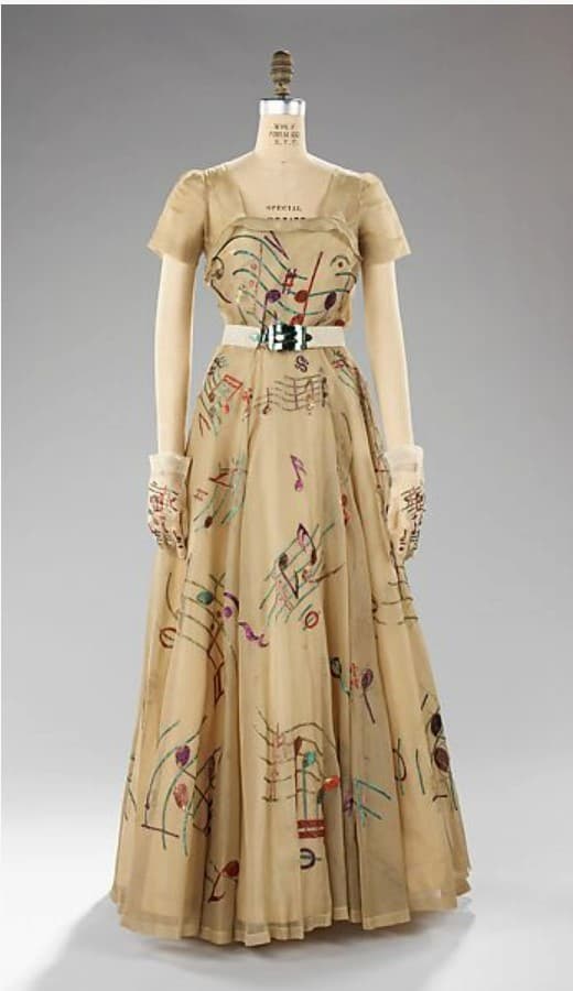 Elsa Schiaparelli, 1939 (Met Museum)