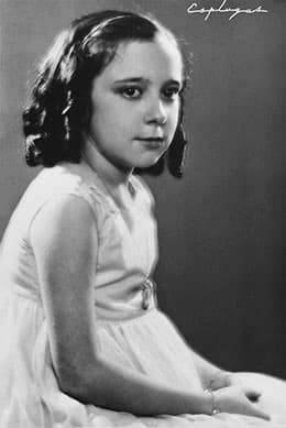 Alicia de Larrocha as a young girl