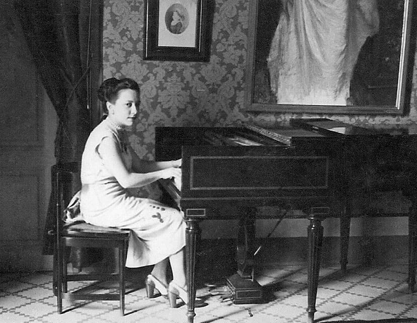 Alicia de Larrocha playing harpsichord at Frank Marshall Academy in 1948
