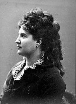 Judith Gautier, circa 1880