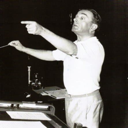 Miklós Rózsa conducting