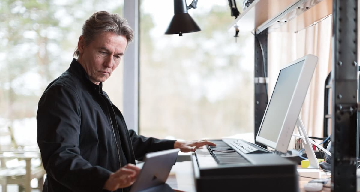 Esa-Pekka Salonen composing