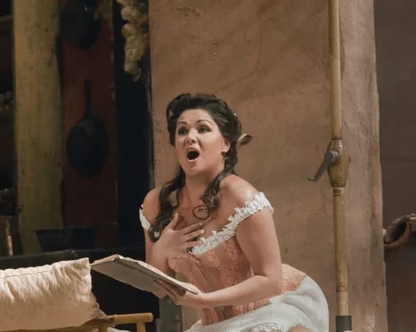 Anna Netrebko performing