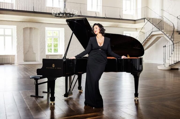 Top 5 Performances of the Controversial Pianist Khatia Buniatishvili