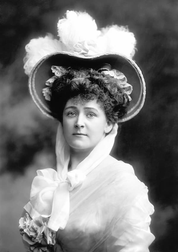 Frances Evelyn “Daisy” Greville, Countess of Warwick, 1899