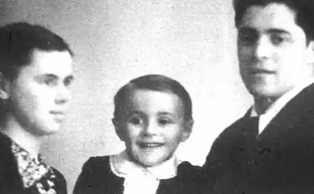 Luciano Pavarotti and his parents