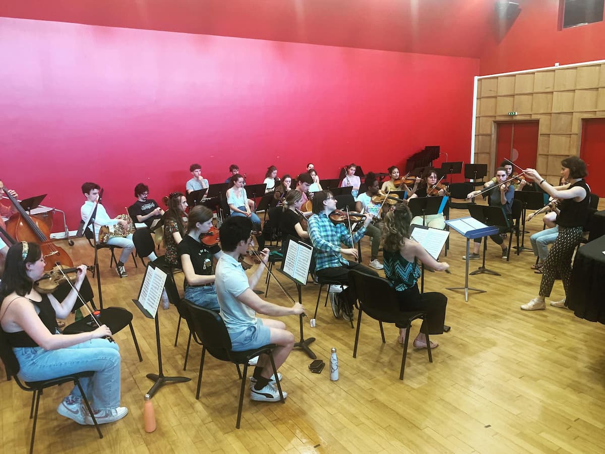 Orchestre Ostinato at rehearsal