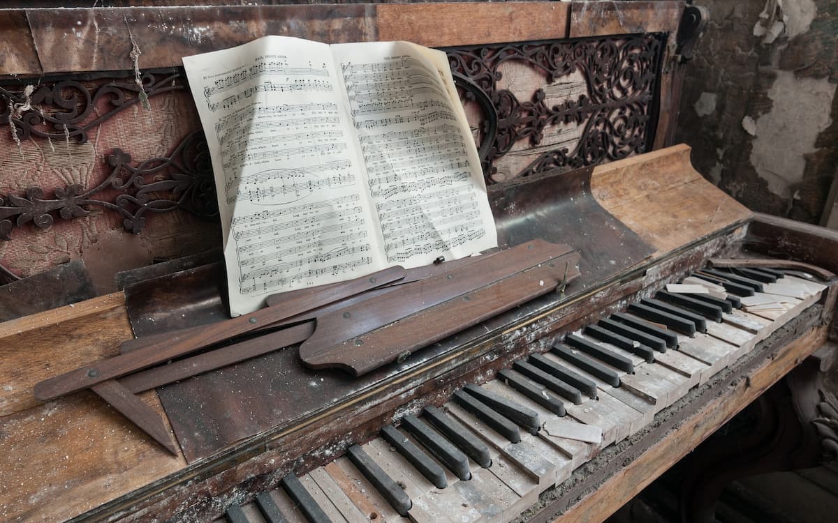 An old piano with scores