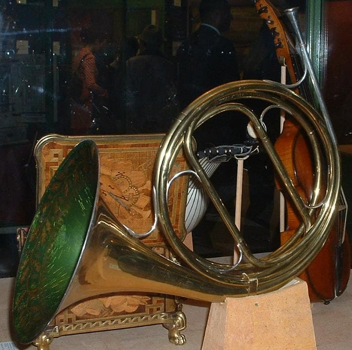 Natural horn
