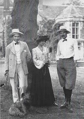 Violet with Gordon and Bill at Southover Manor