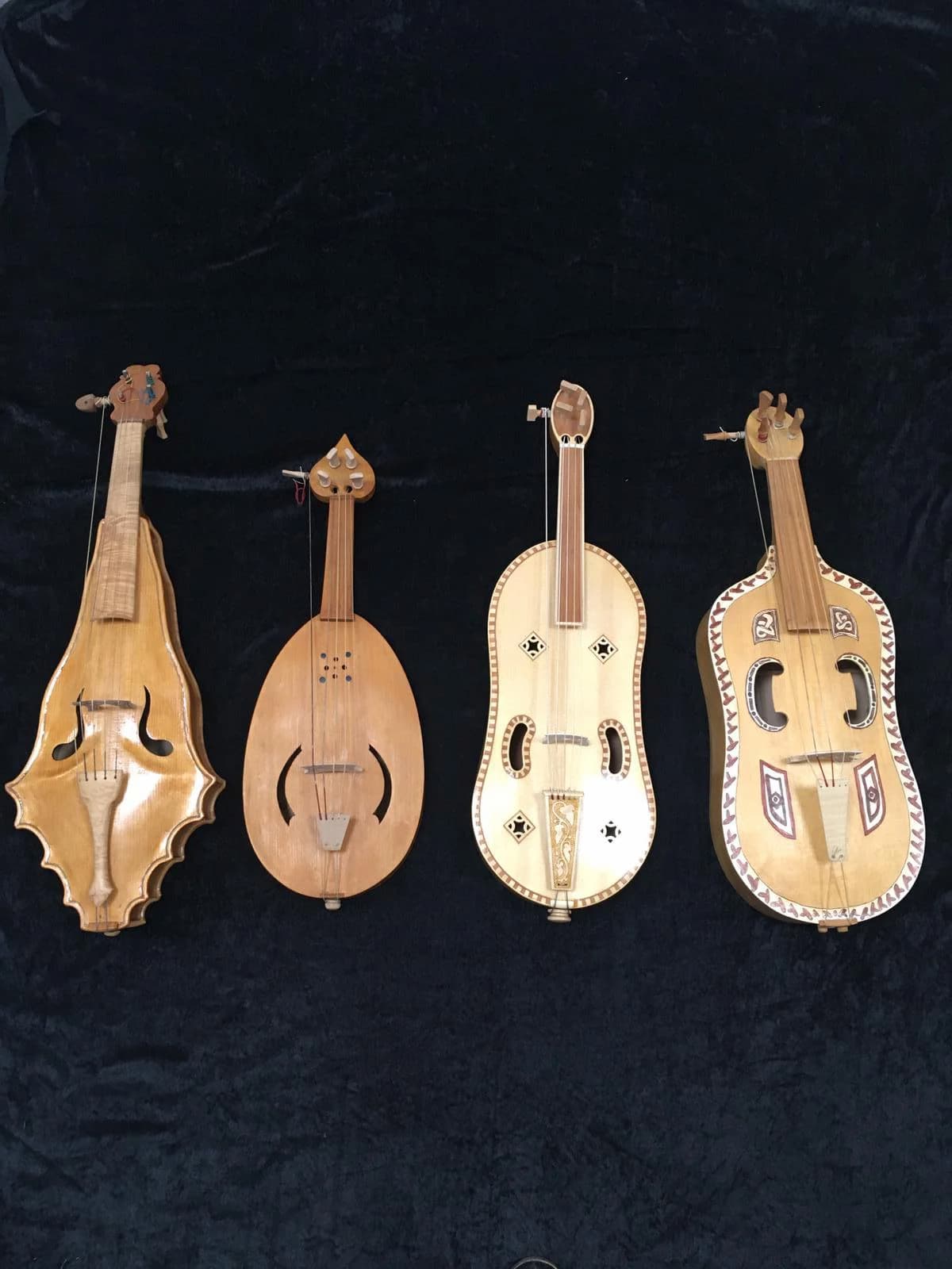 Medieval violin - The Vielle