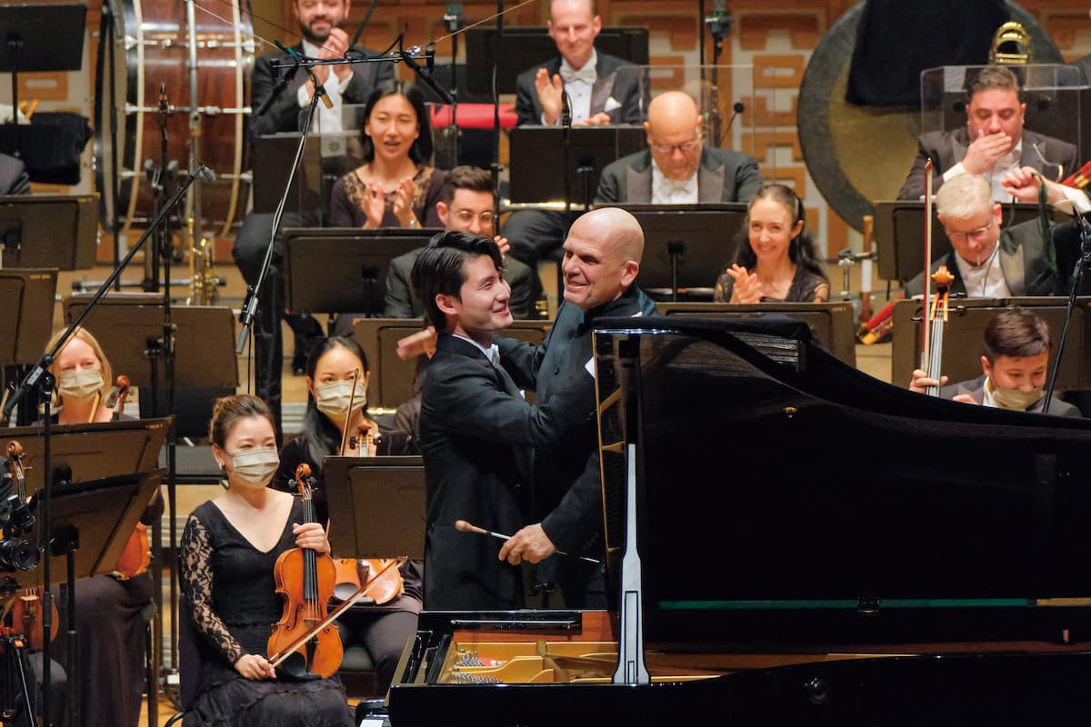 Niu Niu collaborated with HK Phil and maestro Jaap van Zweden