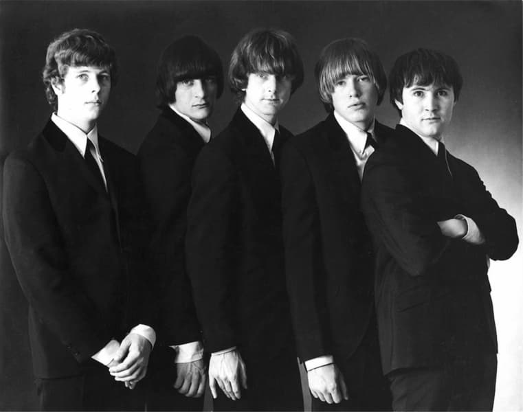 The Byrds (Chris Hillman, Gene Clark, Roger McGuinn, Michael Clarke, and David Crosby (KRLA Beat/Beat Publications, Inc.)