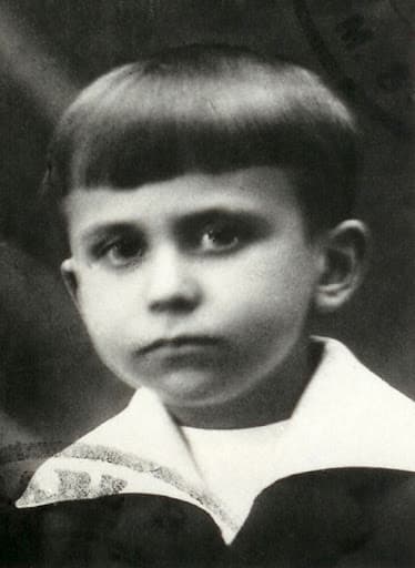 Henryk Szeryng as a boy