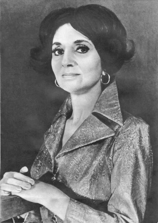 Prominent Soviet opera singer Zara Dolukhanova