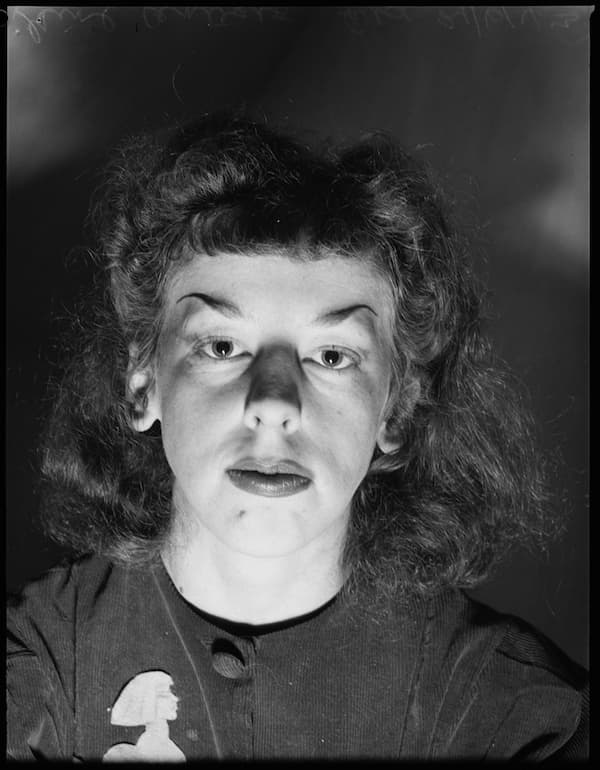 Rosaleen Norton, 1943