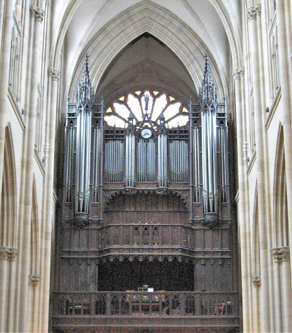 Organ of Sainte-Clotilde, Paris