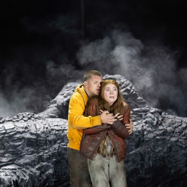 Stanislas de Barbeyrac as Siegmund and Natalya Romaniw as Sieglinde