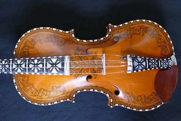 Hardanger fiddle