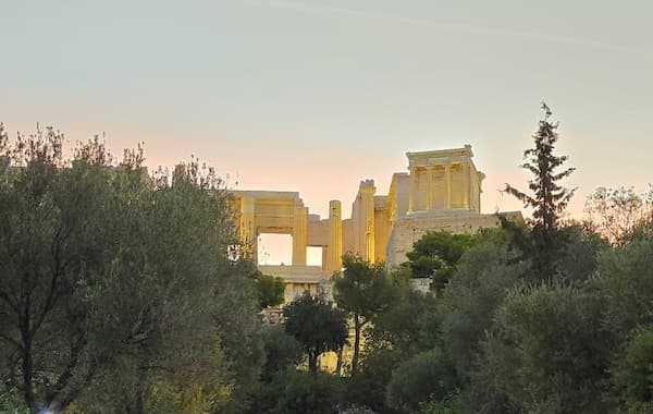 Dawn at the Acropolis (photo by Maureen Buja)