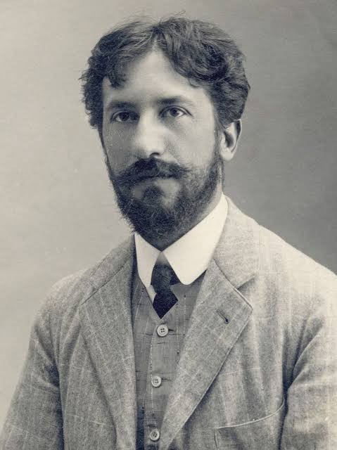 Piet Mondrian in his 30s (Ridinghouse and Kunstmuseum Den Haag / National Archives / Spaarnestad Collection)