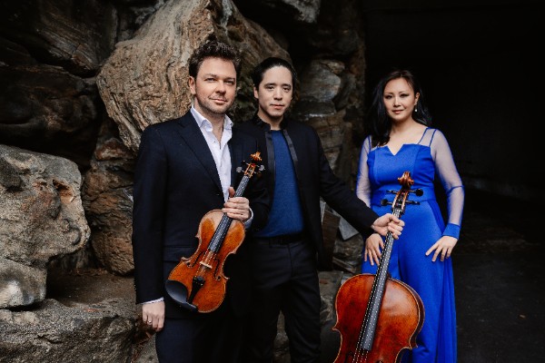 Sitkovetsky Trio (photo by Jiyang Chen)