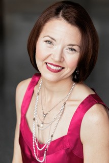 Pianist Shannon Wettstein