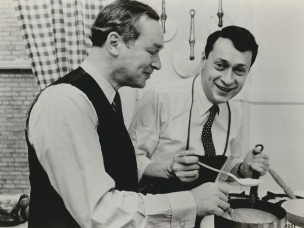 Arthur Gold and Robert Fizdale in the kitchen