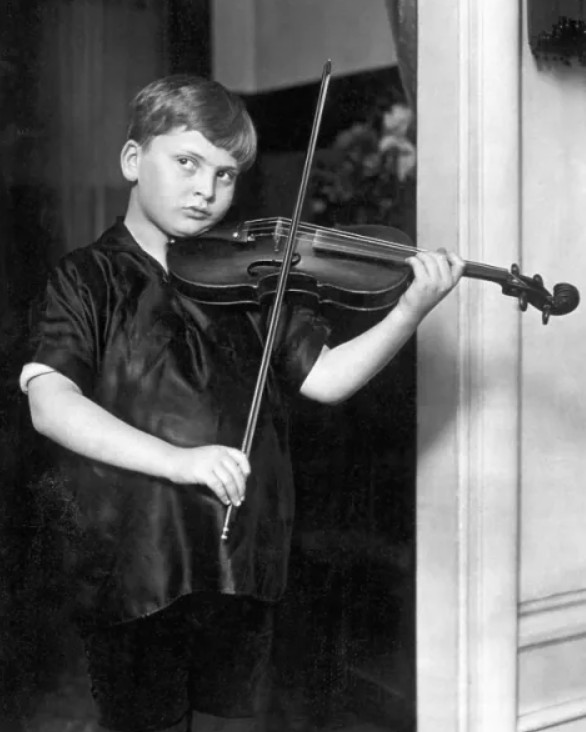 Yehudi Menuhin