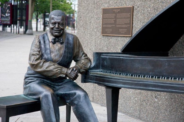 A statue of Oscar Peterson