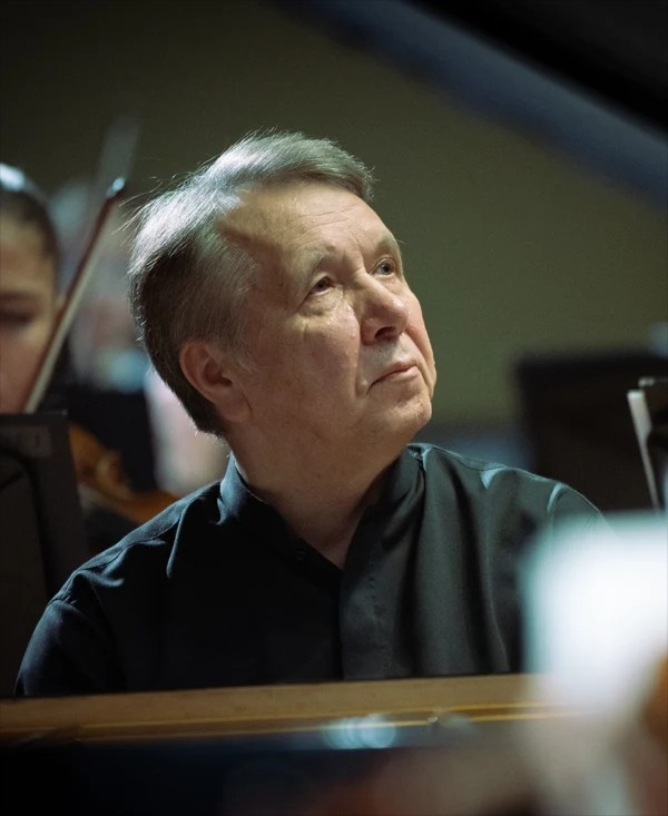 Mikhail Pletnev (photo by Alexei Molchanovsky)