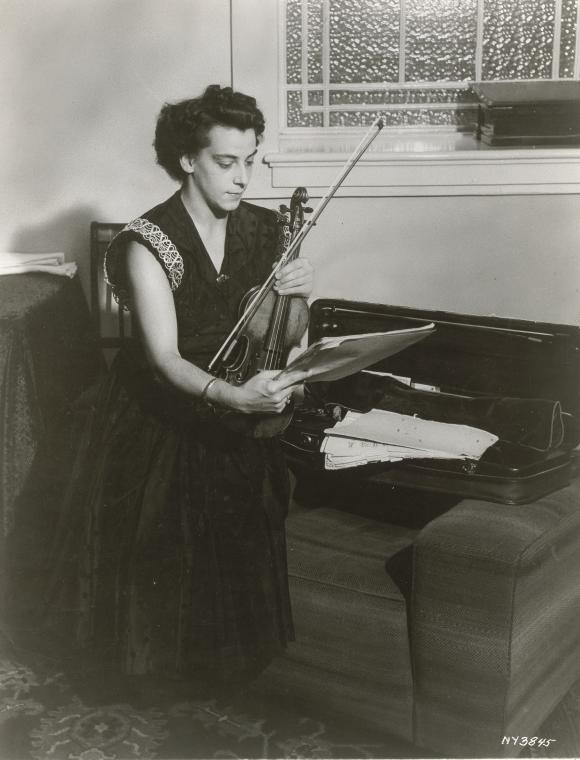 Ginette Neveu