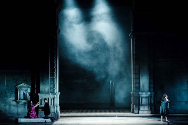 Act IV: Enzo (Francesco Pio Galasso ) meets the revitalized Laura (Alisa Kolosova) and La Gioconda  (Anna Pirozzi) mourns, 2025 (photo by A. Simopoulos) (Greek National Opera)