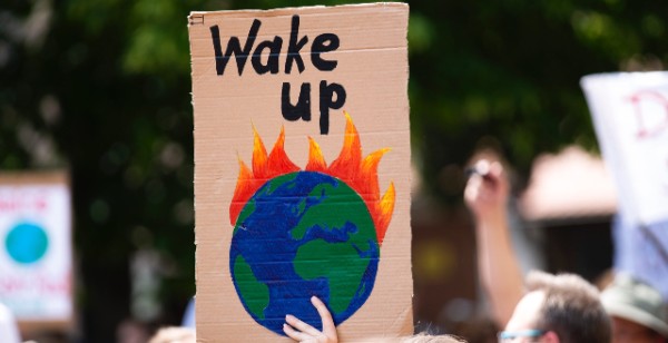 Wake up! message for environmental protection