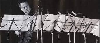 Page turns of Bass player